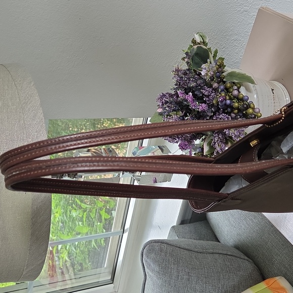 Vintage COACH Mahogany Bleeker Leather Tote Bag - Picture 6 of 14